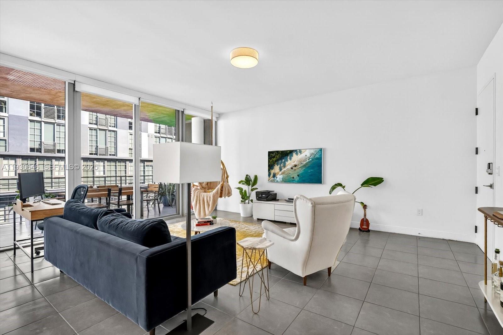 250 WYNWOOD CONDO - Residential Lease