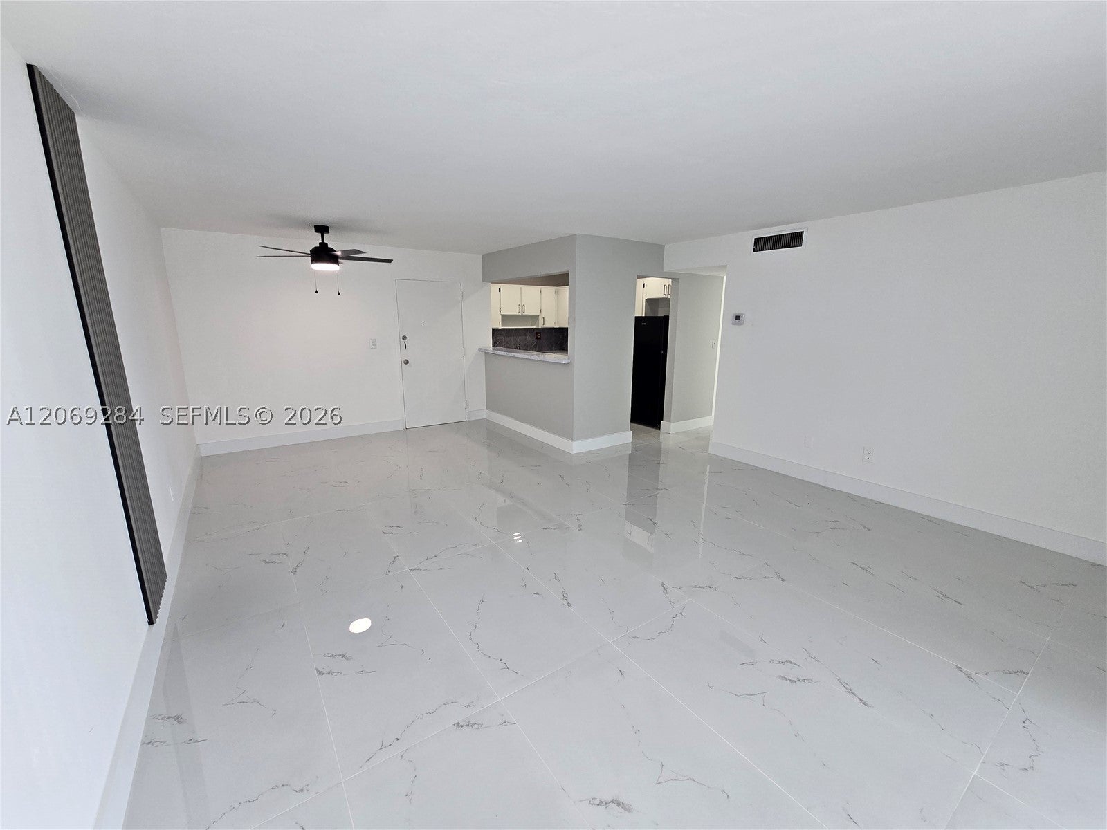 10375 N Kendall Dr J7