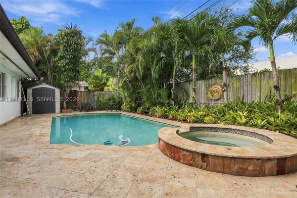 6811 SW 6TH ST, MIAMI, FL 33144 - Image 9ef4fbc9964f206f4fc221fd7f845349/2936629840