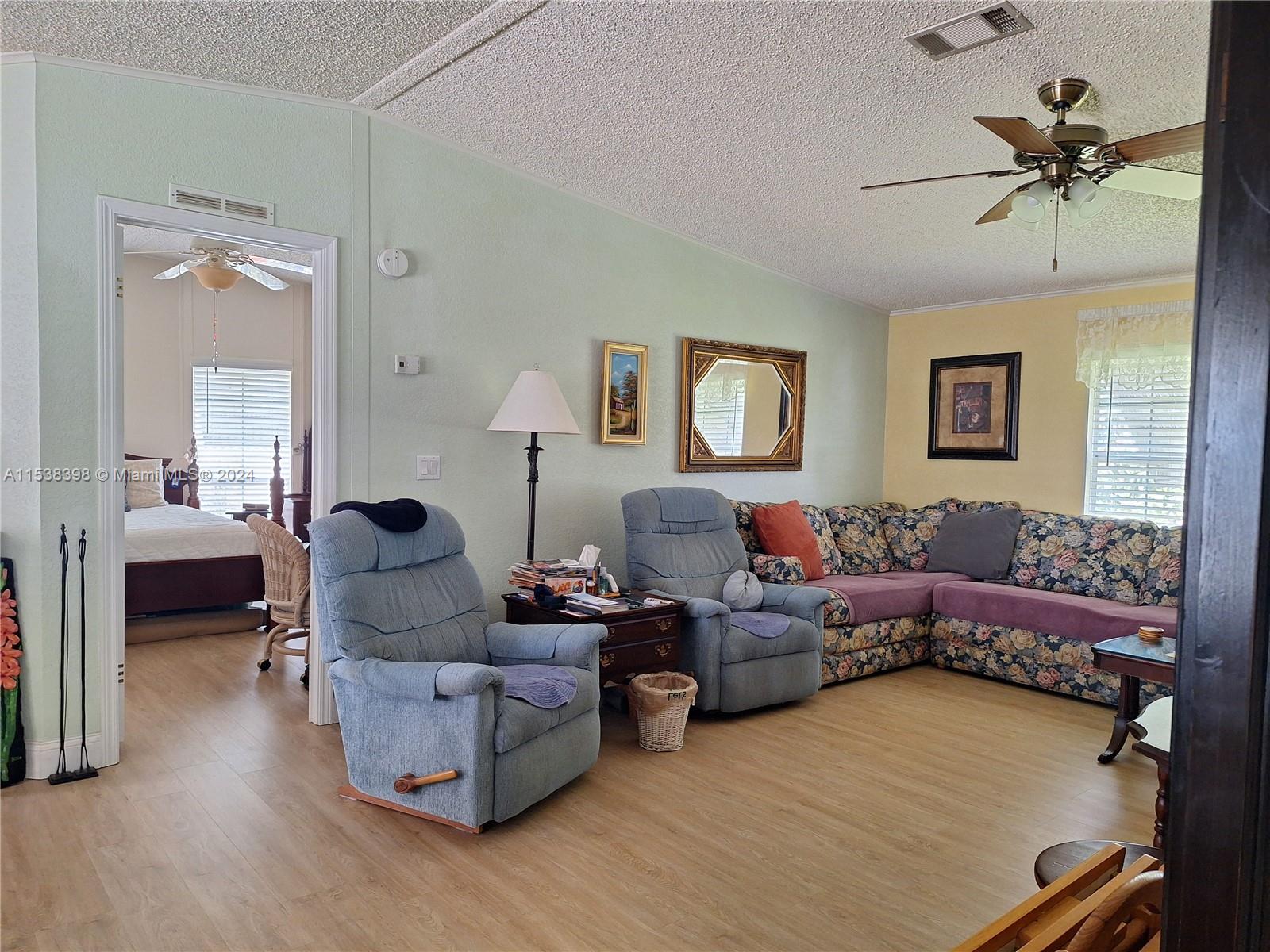 GATEWAY WEST CONDO - Residential