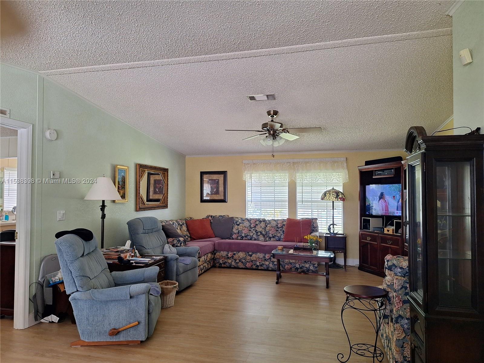 GATEWAY WEST CONDO - Residential