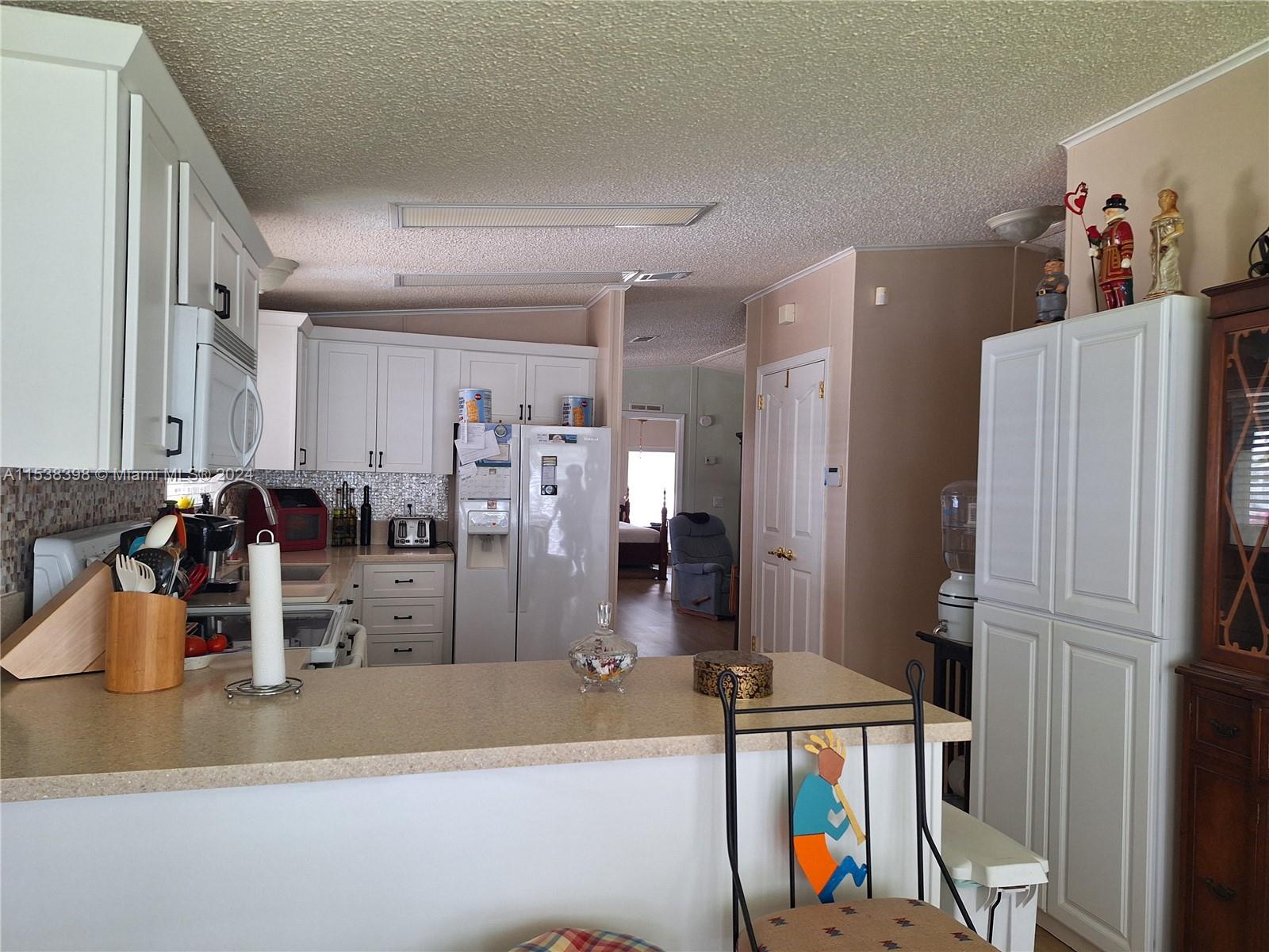 GATEWAY WEST CONDO - Residential