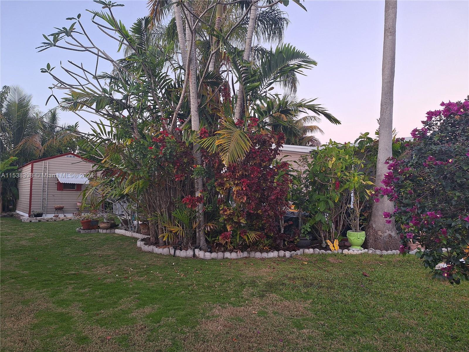 GATEWAY WEST CONDO - Residential