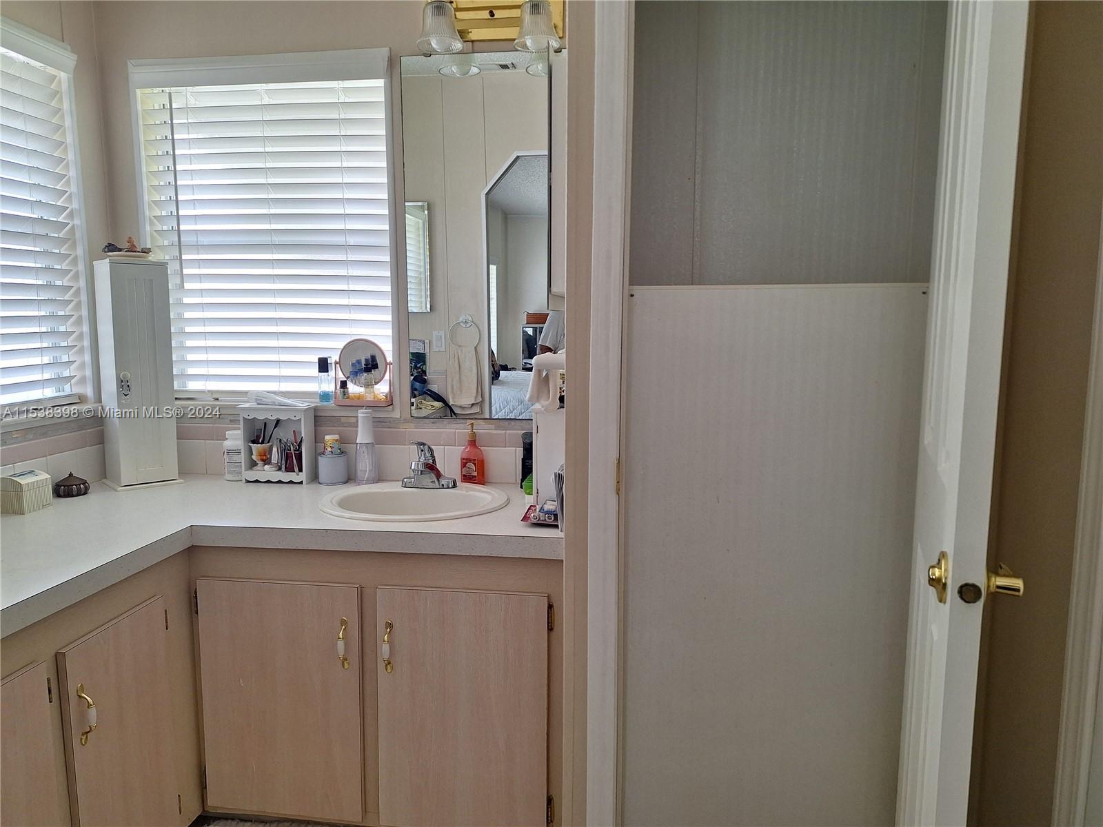 GATEWAY WEST CONDO - Residential