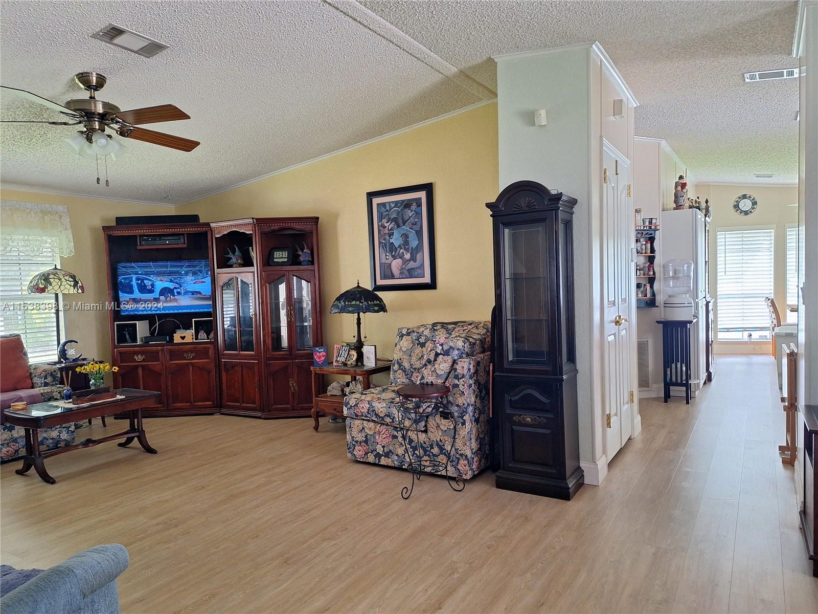 GATEWAY WEST CONDO - Residential