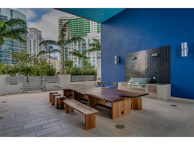 Magnificent Sophisticated and savvy through out BrickellHouse units for sale! 3 bedroom 2.5 bathroom with automated robotic parking spaces. Floor to ceiling windows with framing views of skyline and bay. Amenities include 24hr welcome and concierge center , 24 hr valet guest service, resort style mezzanine with heated whirpool, family areas men and women steam rooms, expansive 46th floor sky deck with pool, fully equipped technologically advanced fitness center, and lounge. Extra parking space available.