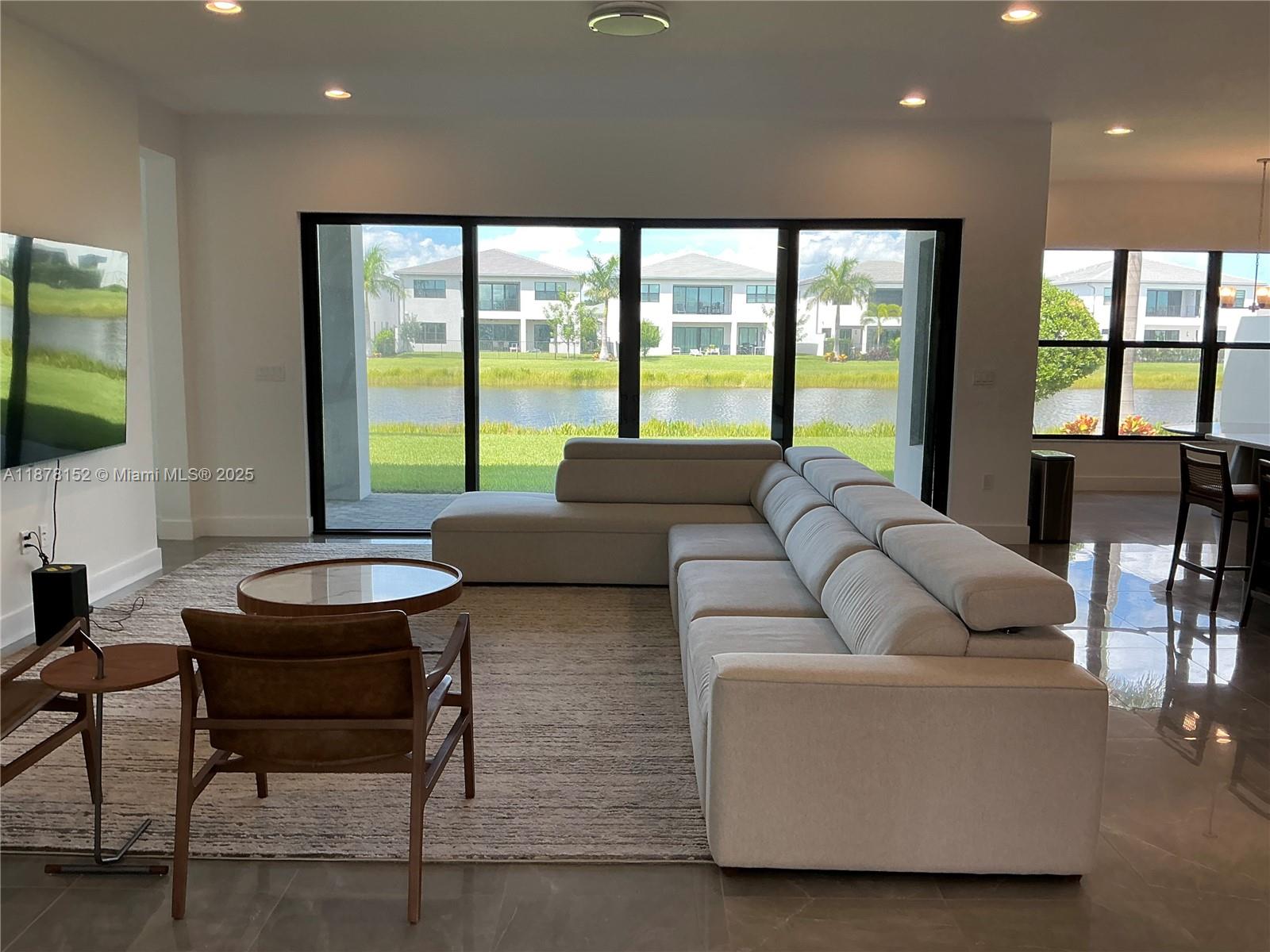 BOCA RATON GOLF COURSE PU - Residential