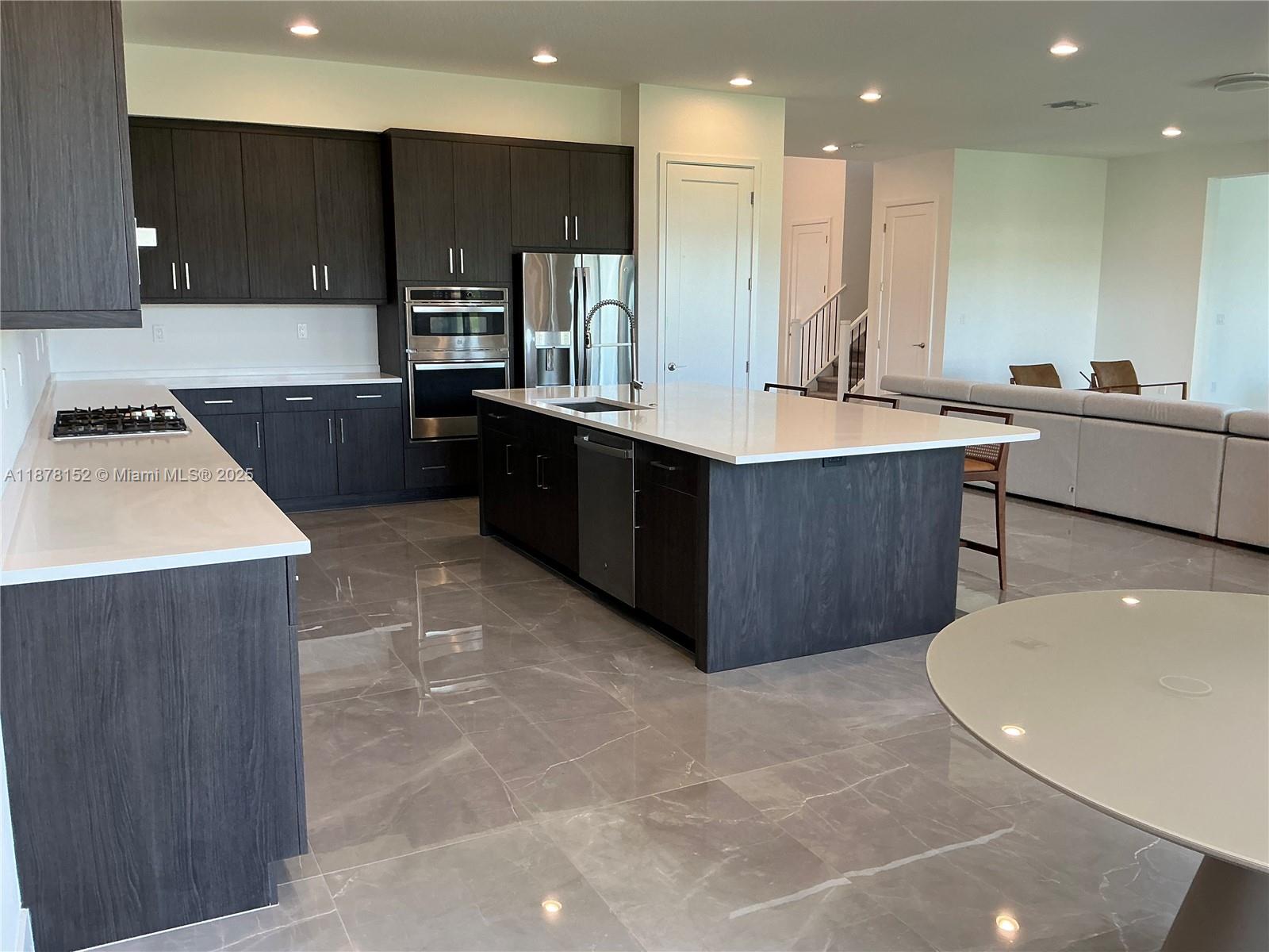 BOCA RATON GOLF COURSE PU - Residential