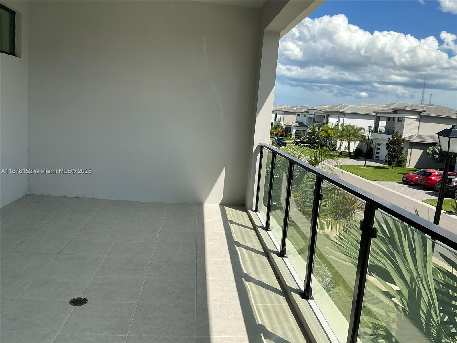 BOCA RATON GOLF COURSE PU - Residential