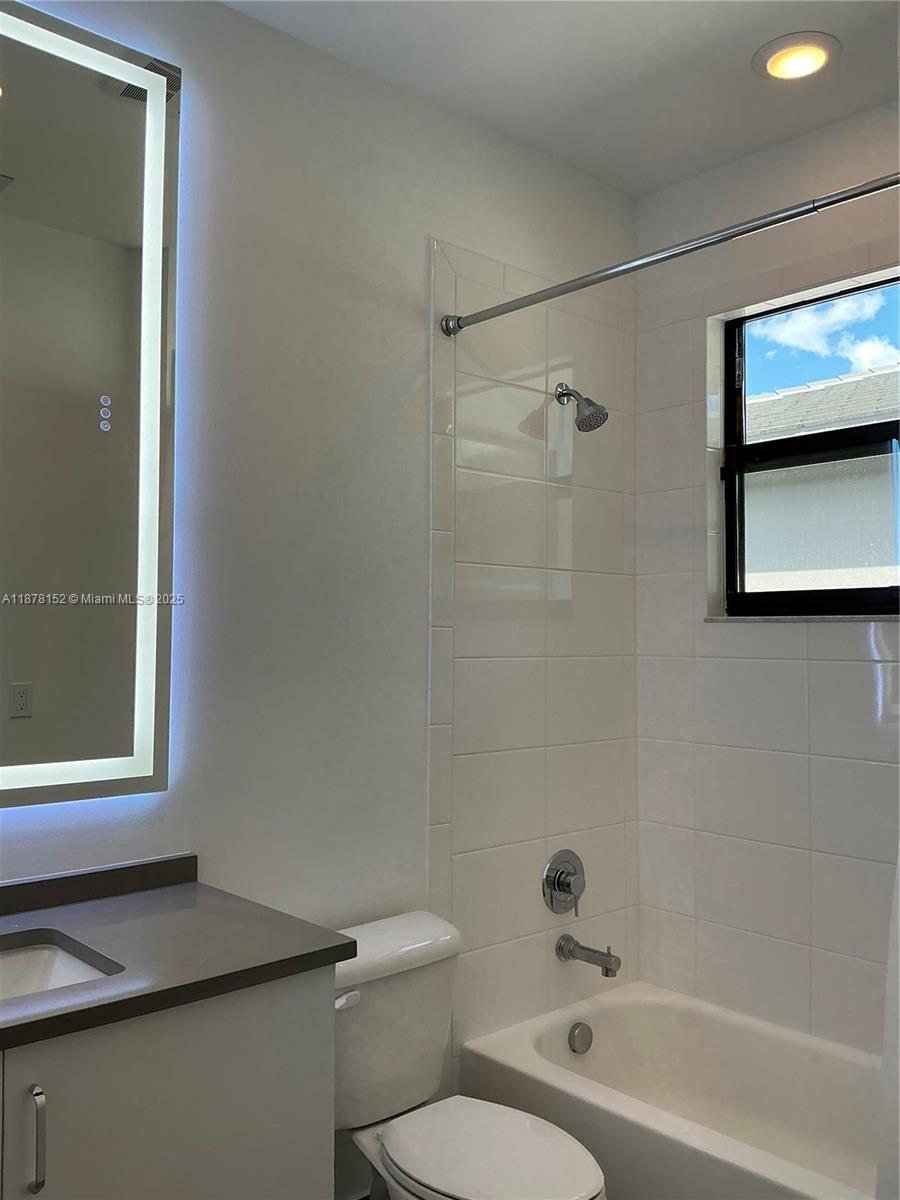 BOCA RATON GOLF COURSE PU - Residential