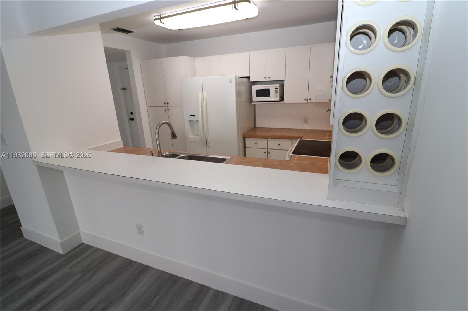 INTRACOASTAL POINT CONDO - Residential