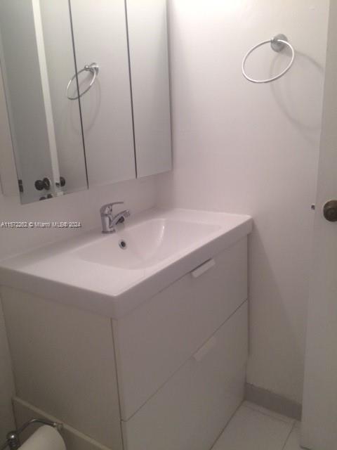FOUR AMBASSADOR CONDO - Residential Lease