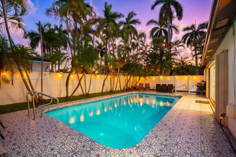 1244 Garfield St Hollywood FL 33019
