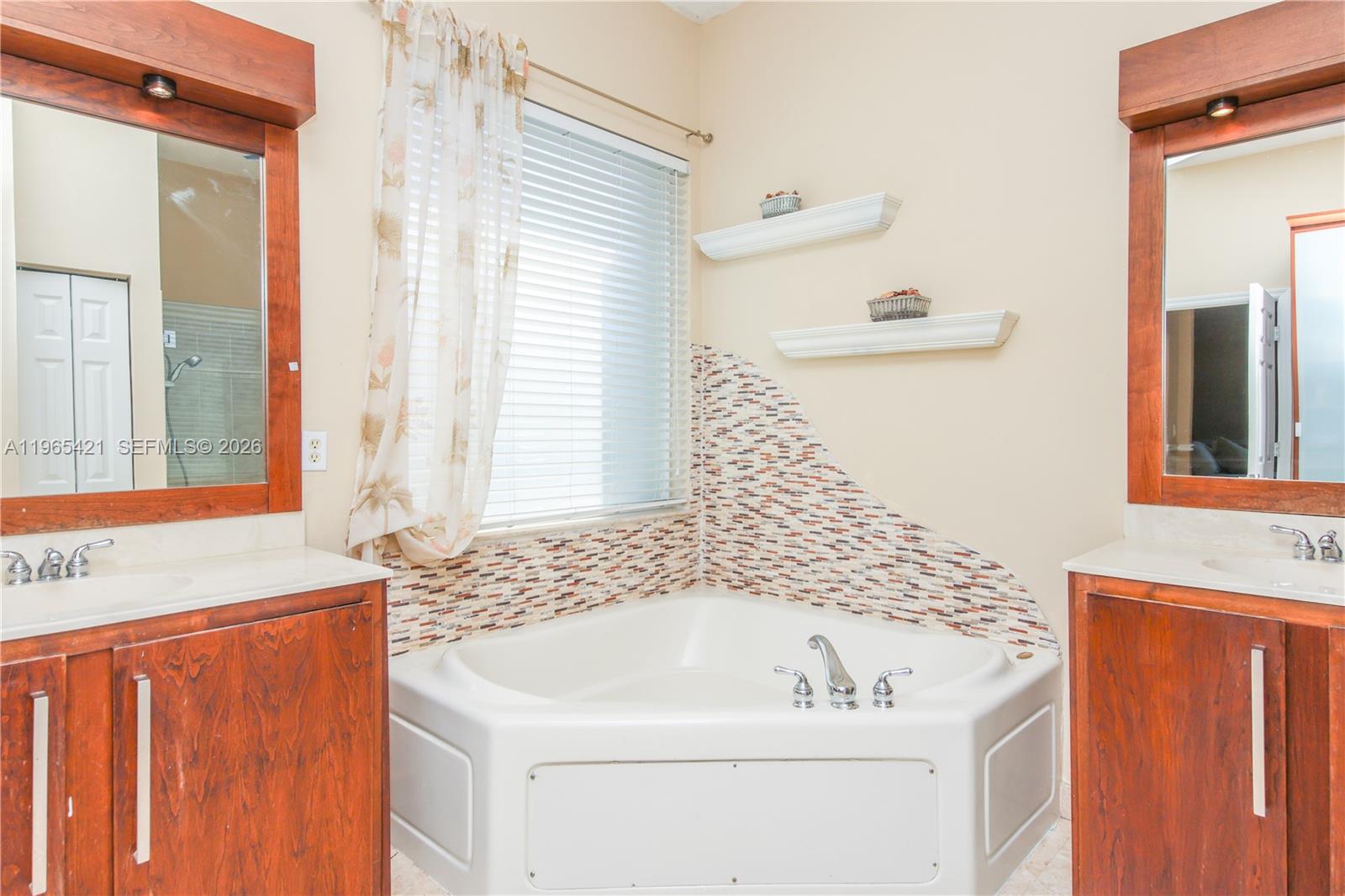 ISLES AT WESTON - Residential