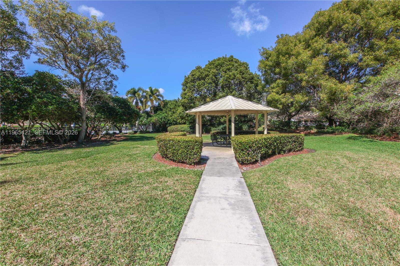 ISLES AT WESTON - Residential