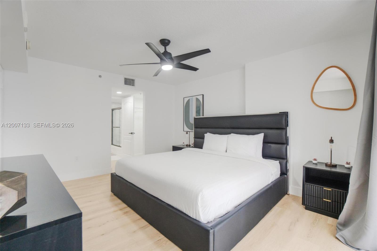 THE CLUB AT BRICKELL BAY - Residential