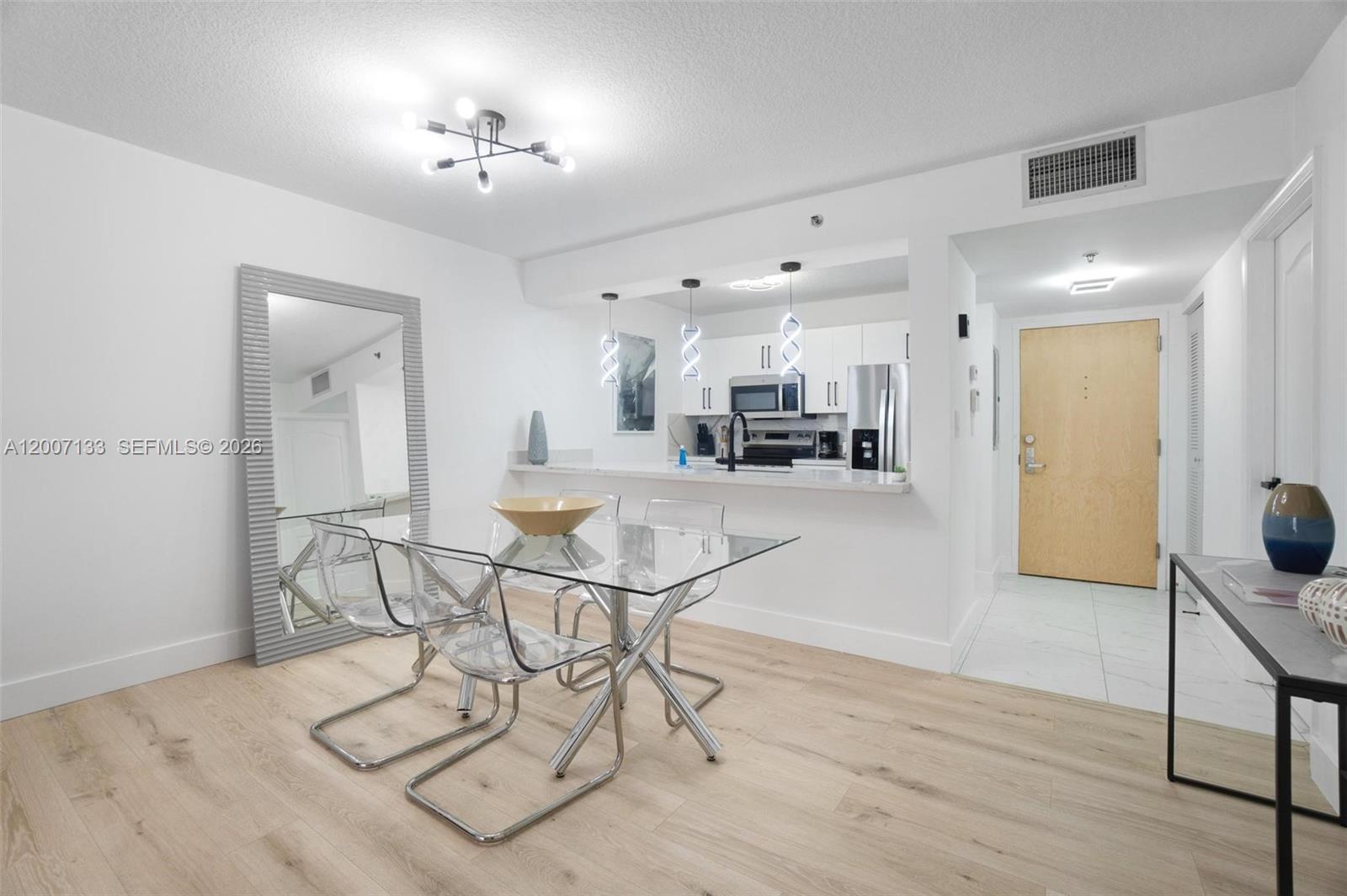 THE CLUB AT BRICKELL BAY - Residential