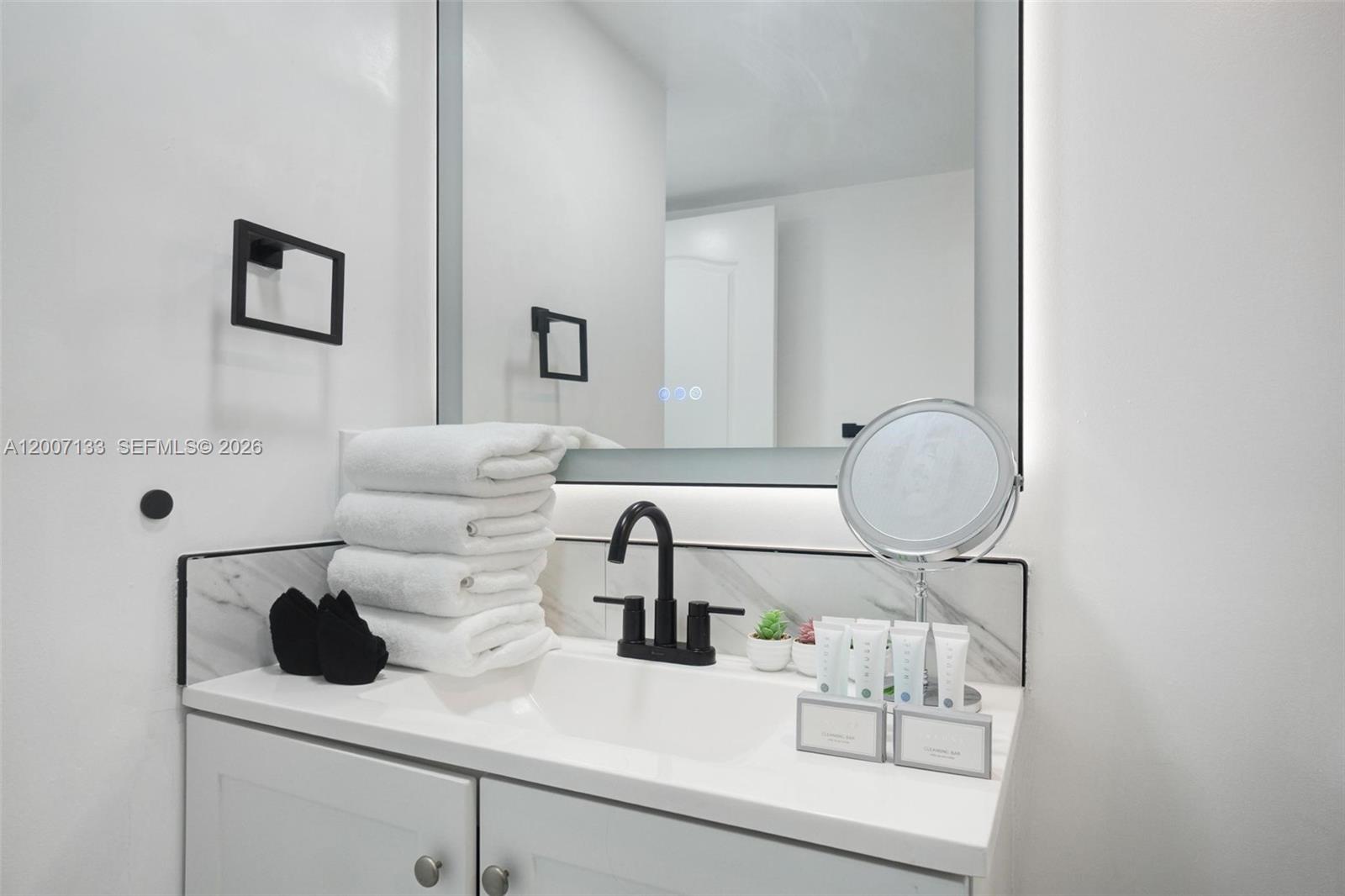 THE CLUB AT BRICKELL BAY - Residential