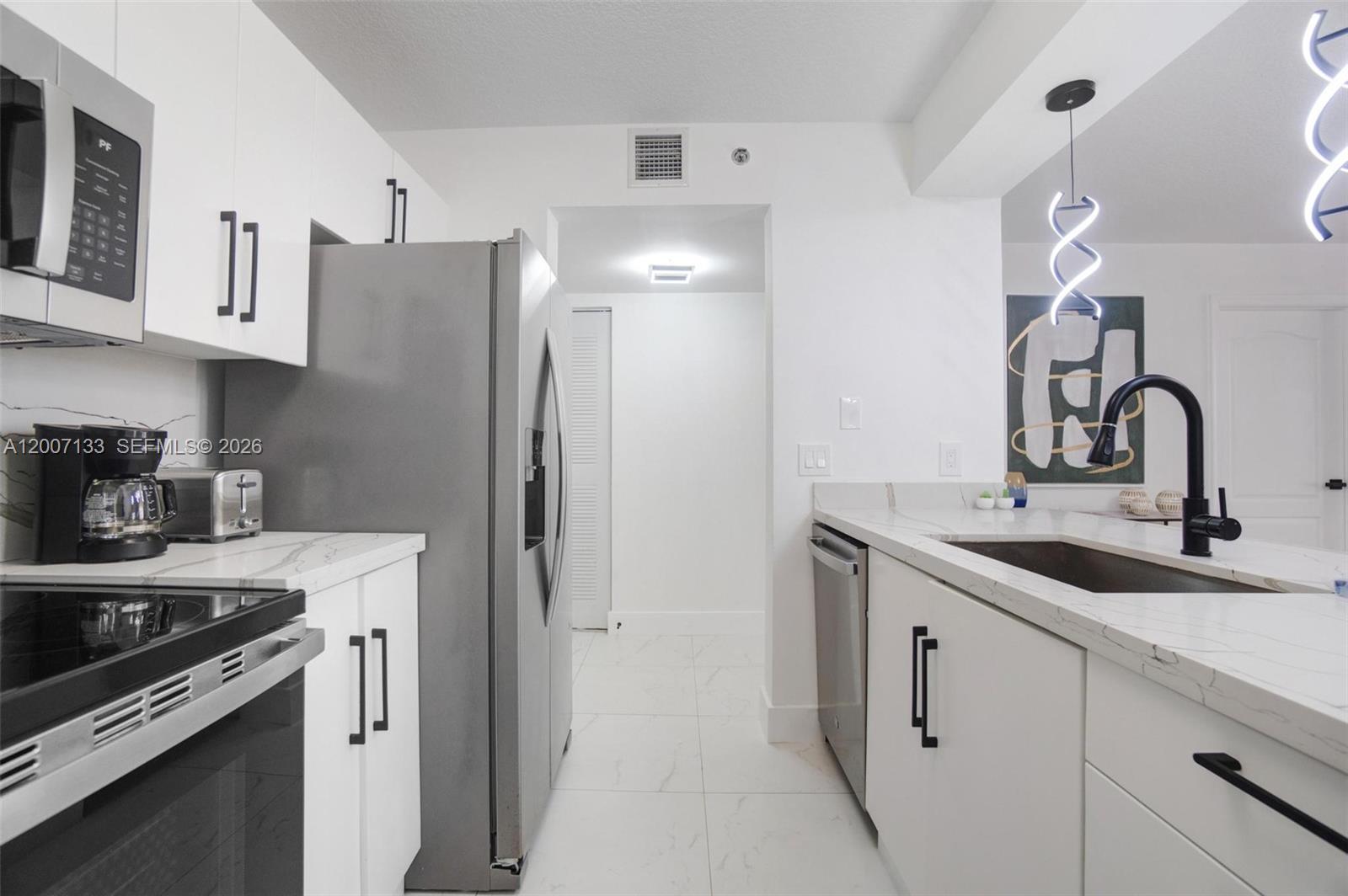 THE CLUB AT BRICKELL BAY - Residential