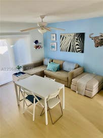 798 Crandon Blvd 44-B Key Biscayne FL 33149