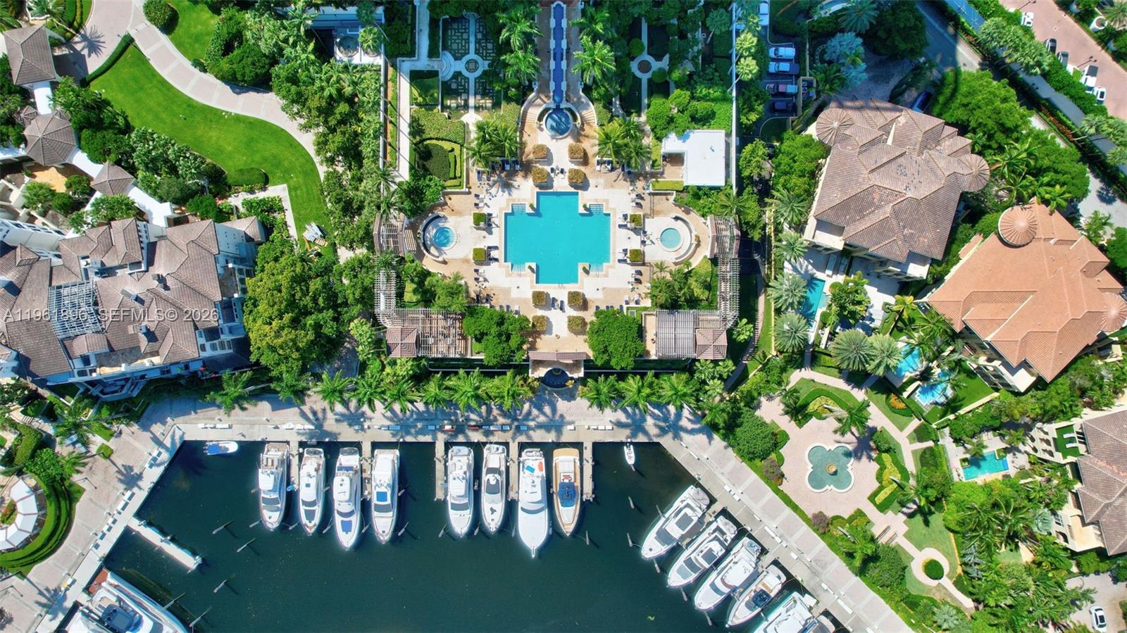 2000 ISL BLVD WILLIAMS IS - Residential