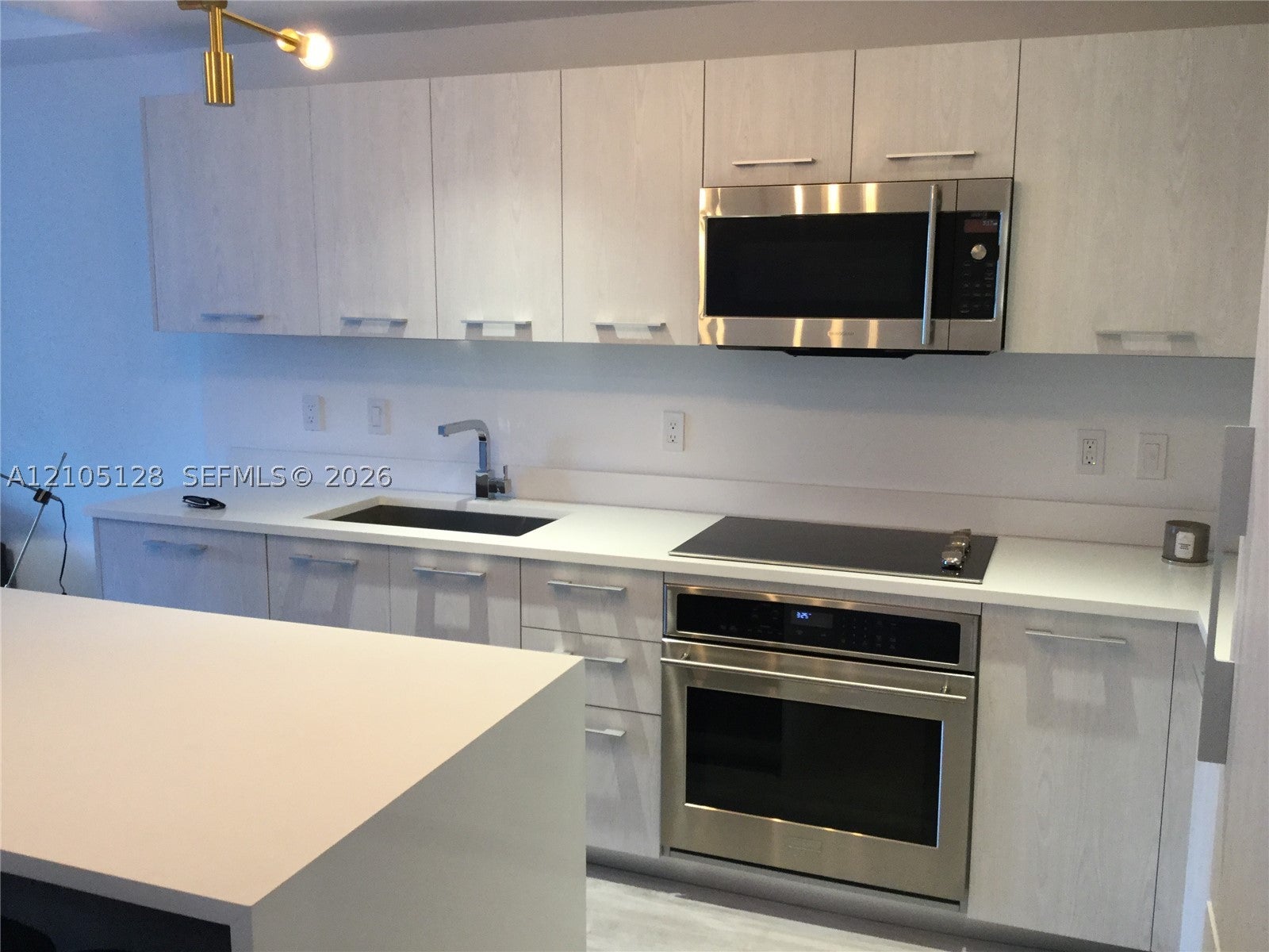 55 SW 9th St 1905