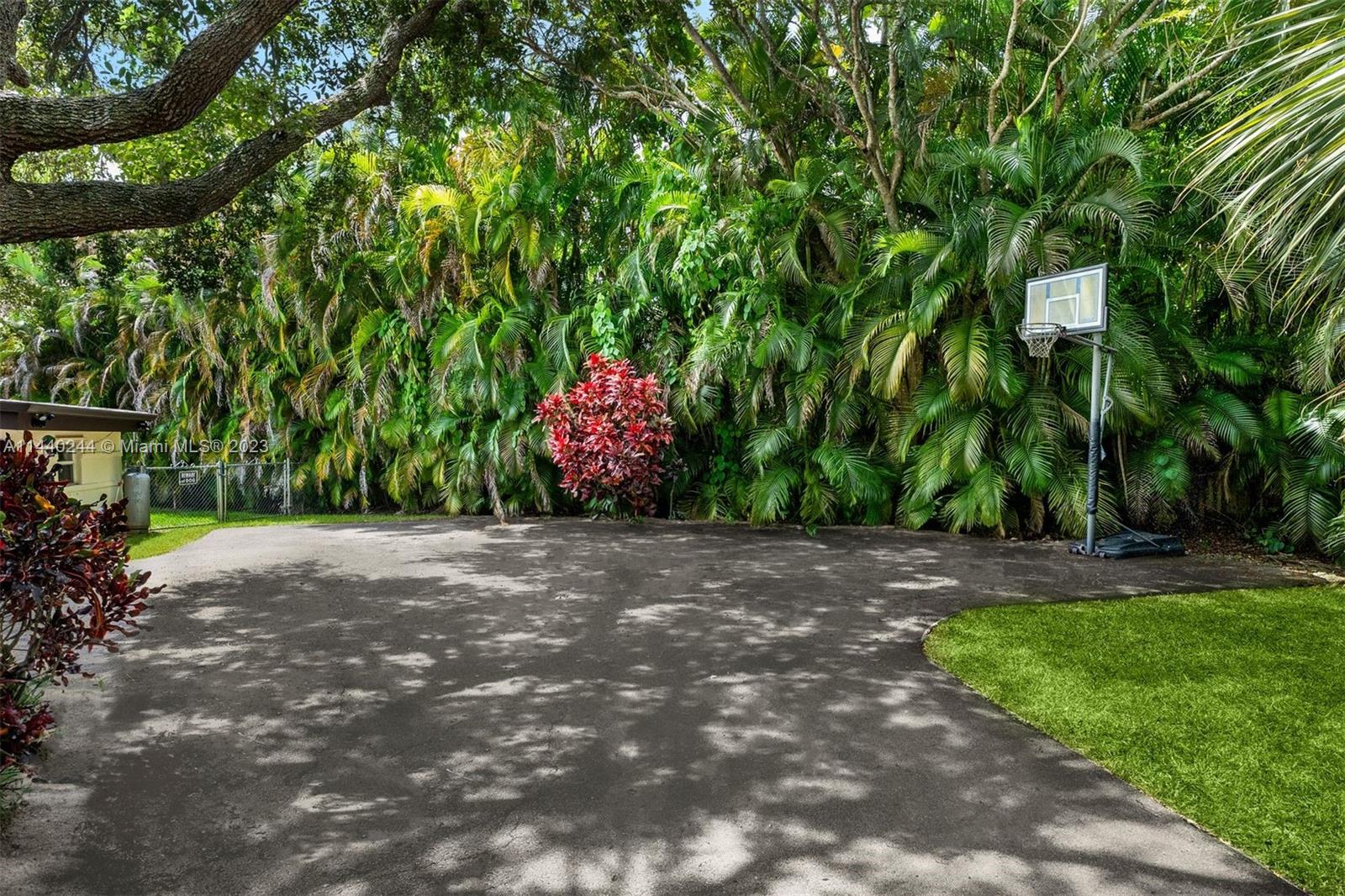 OAKRIDGE ESTATES REV - Residential