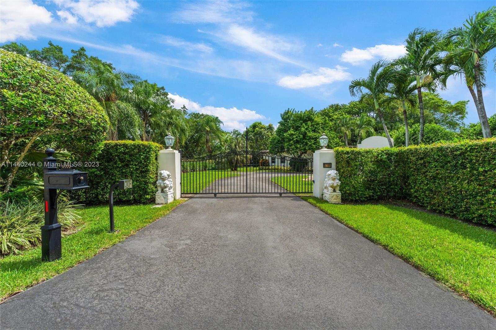 OAKRIDGE ESTATES REV - Residential