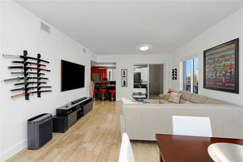 Photo of 10 Aragon Ave #706, Coral Gables, FL 33134 (MLS # A11894726)