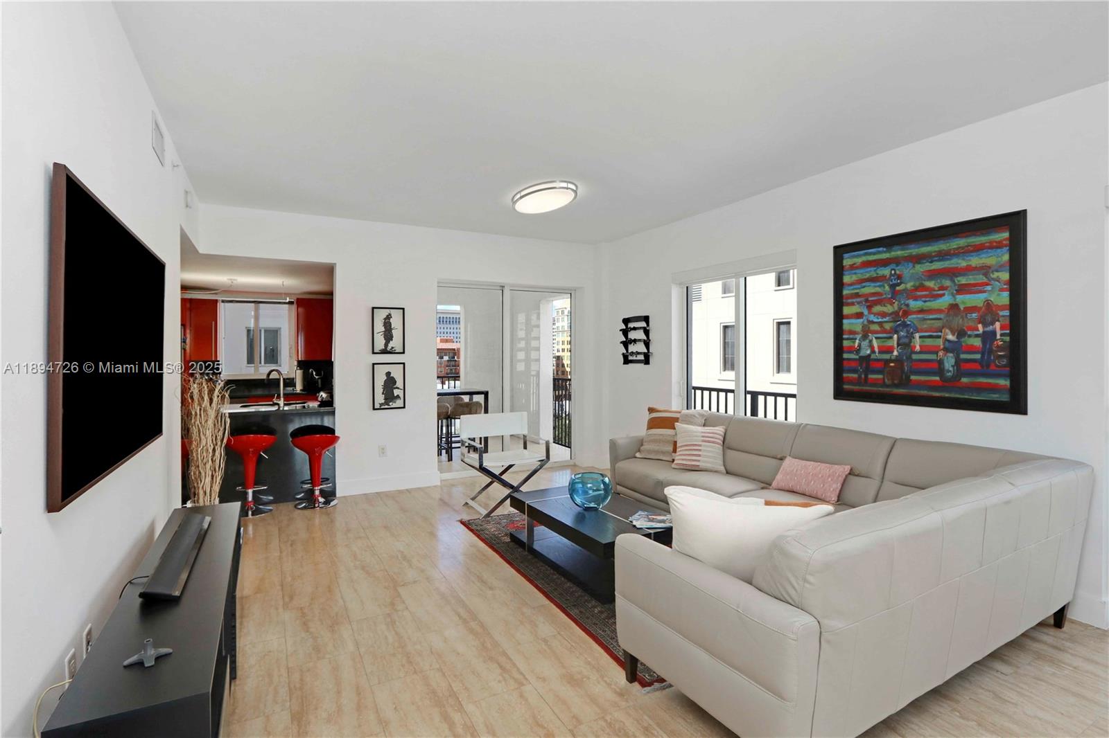 10 Aragon Ave 706