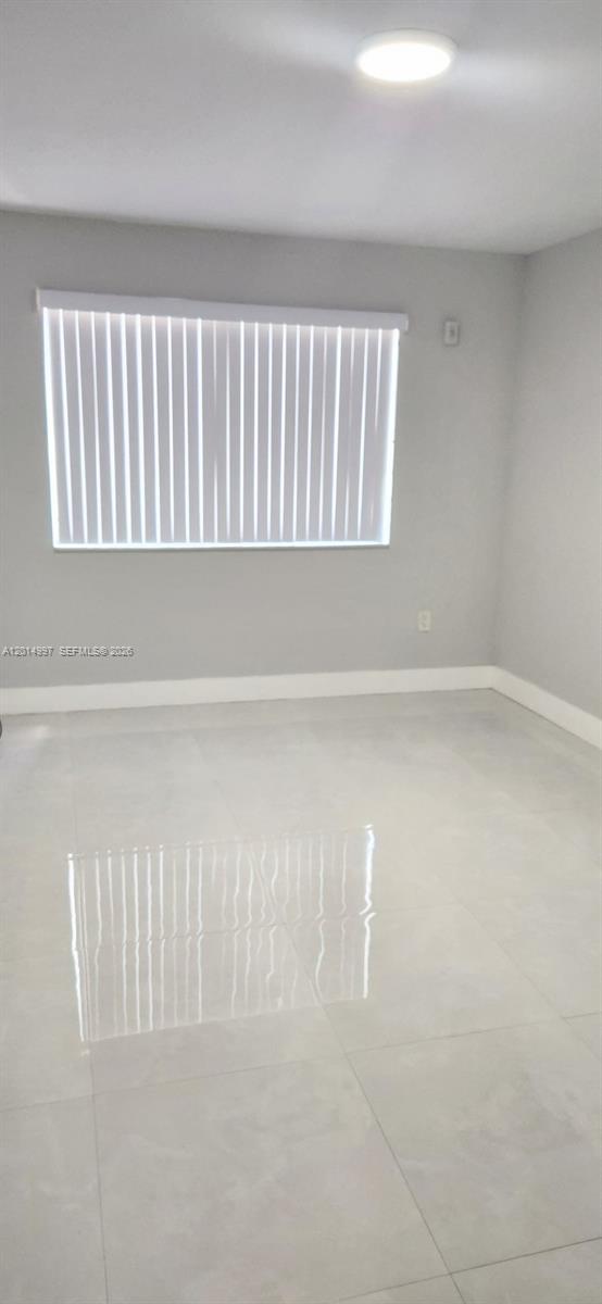 LAKEWOOD VILLAS CONDO - Residential Lease
