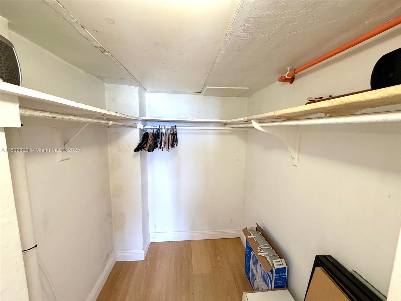 FLAMINGO SOUTH BEACH I CO - Residential Lease