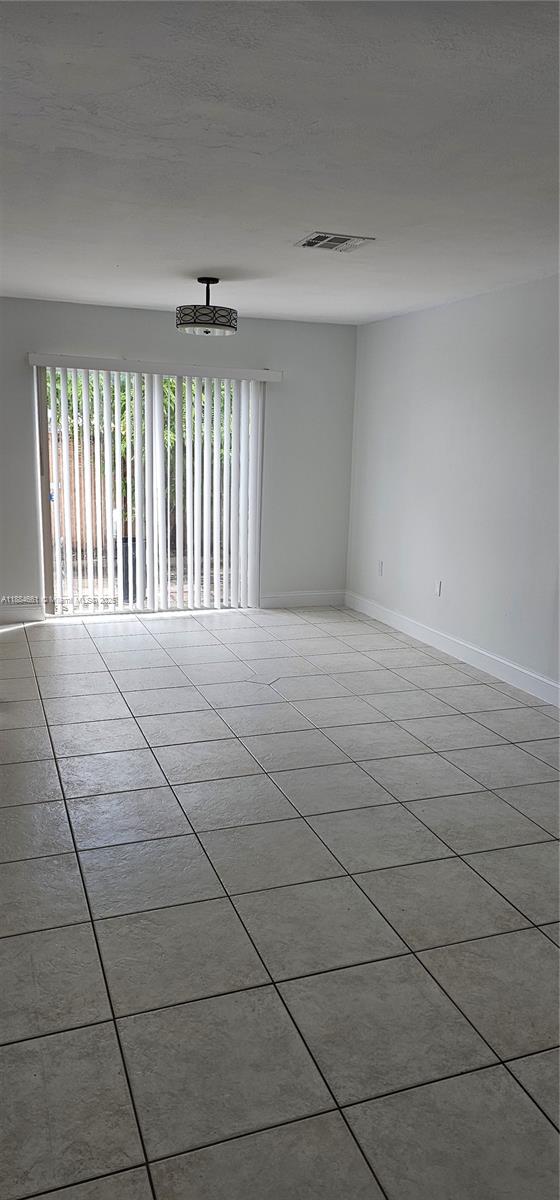 UNIVERSITY PARK - Residential Lease