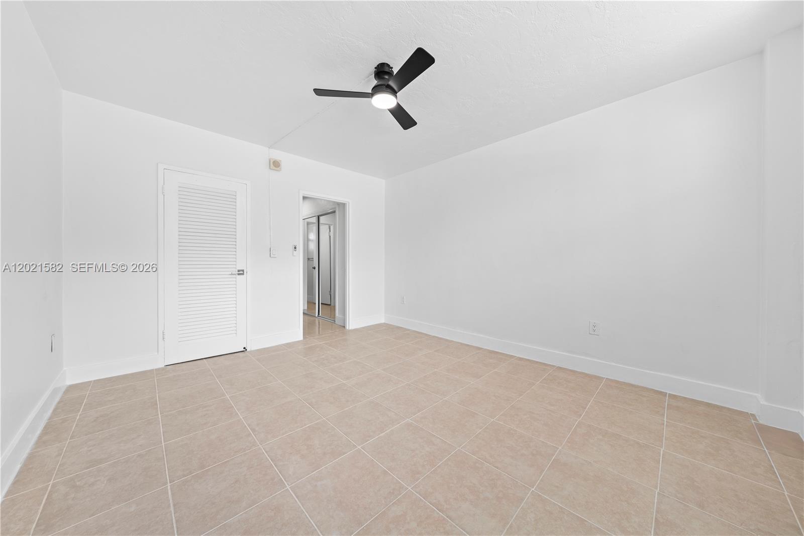 LINCOLN TOWERS CONDO - Residential