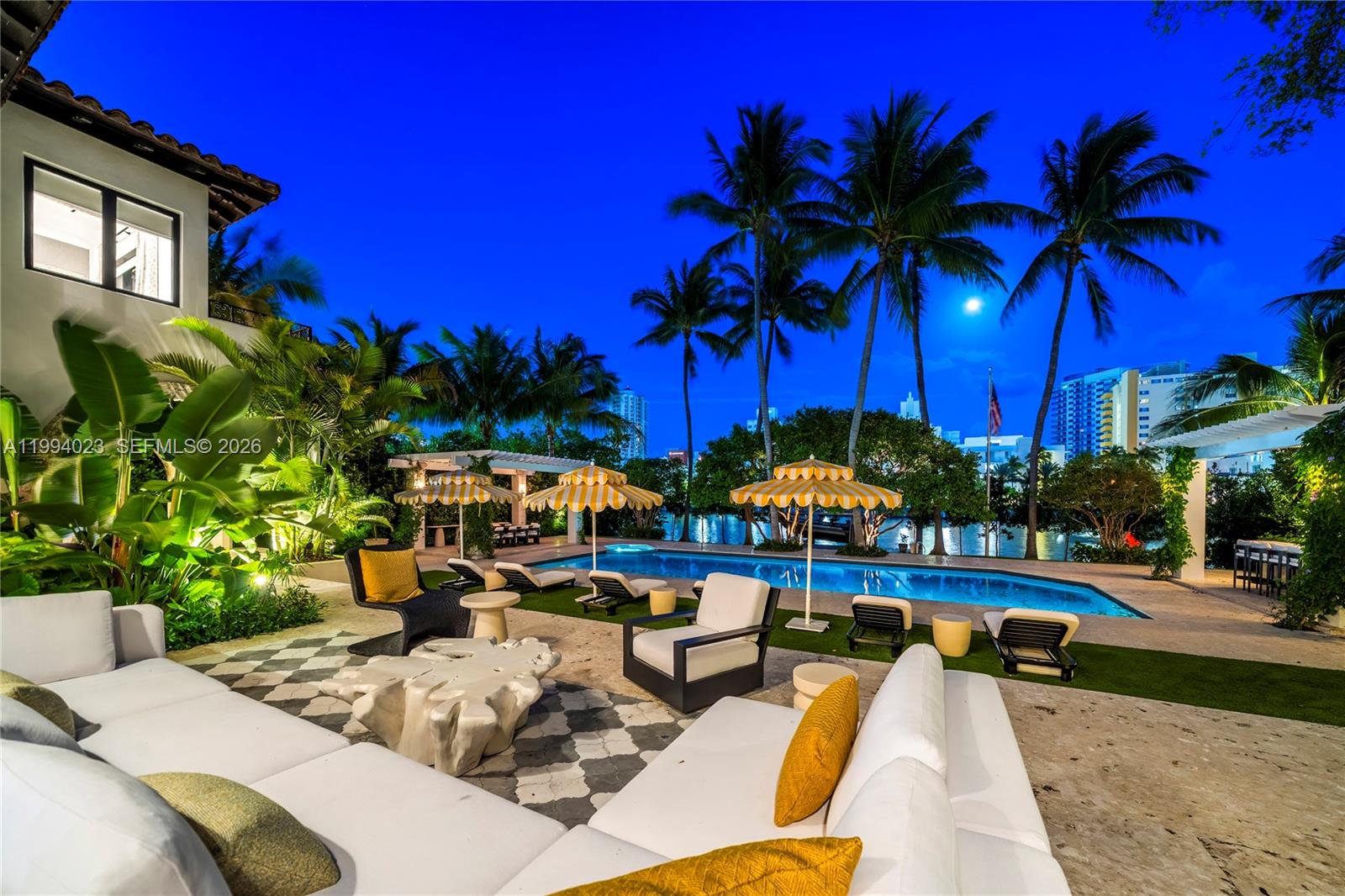 FLAMINGO TERRACE SUB - Residential