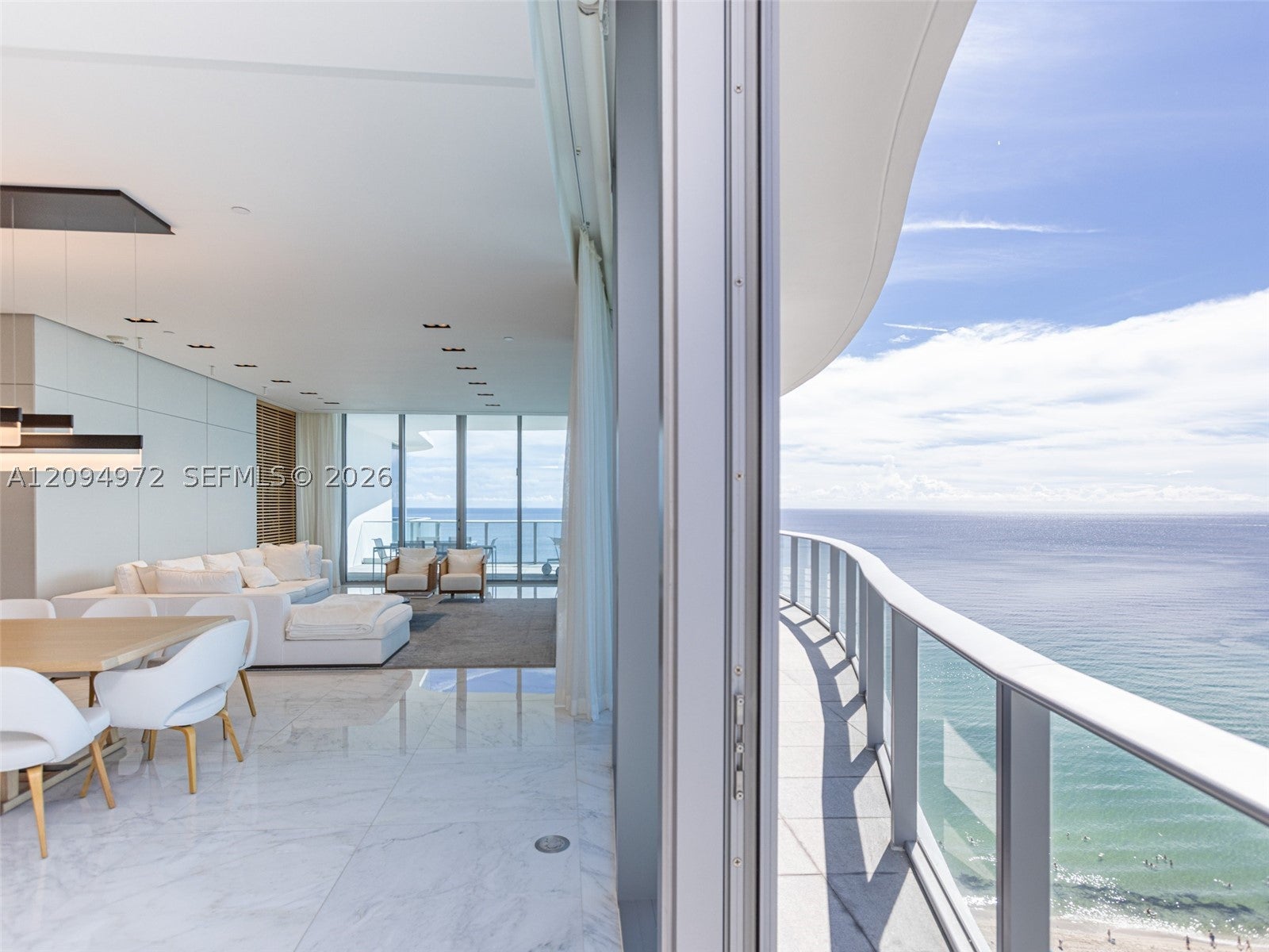 17475 Collins Ave 1602