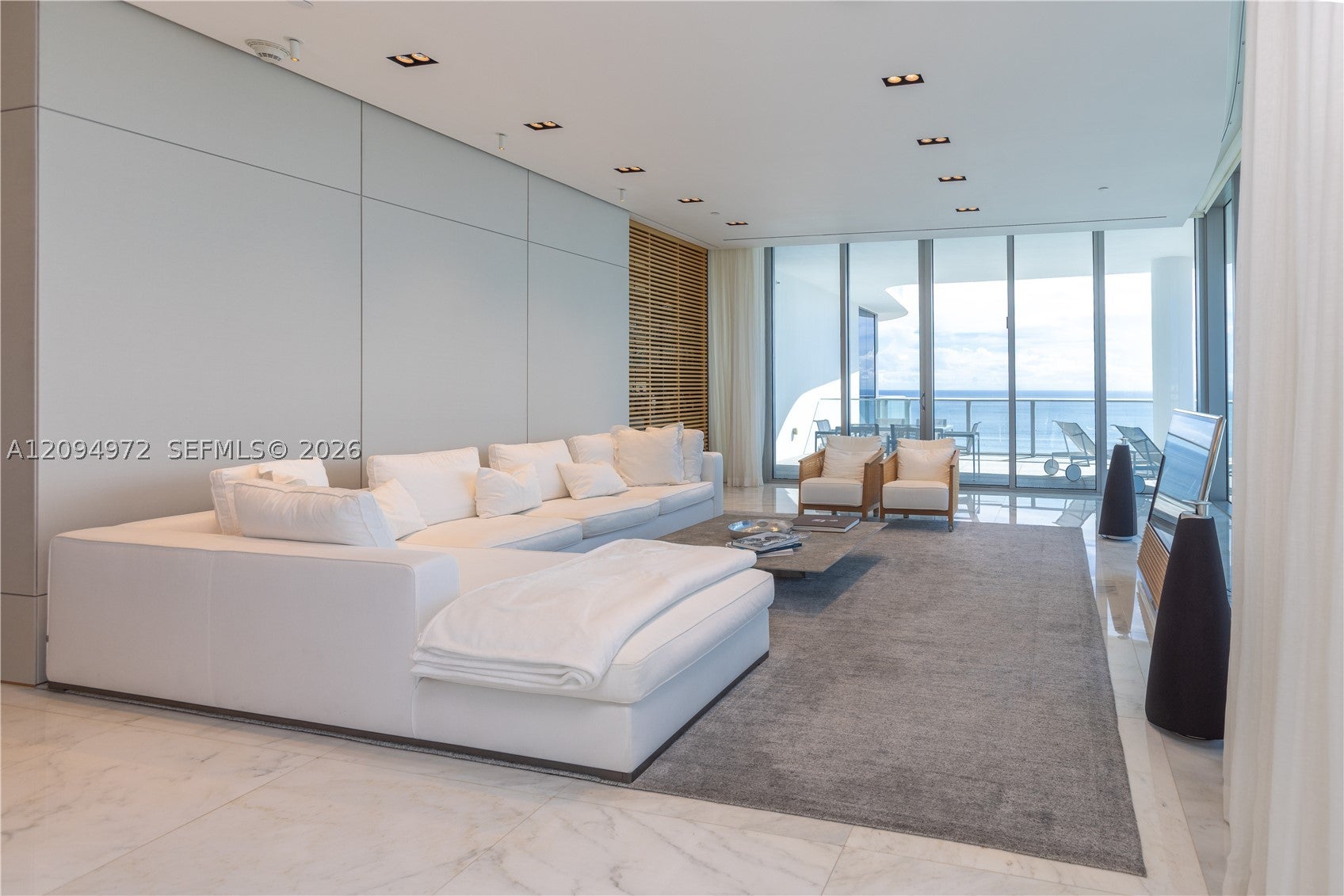17475 Collins Ave 1602