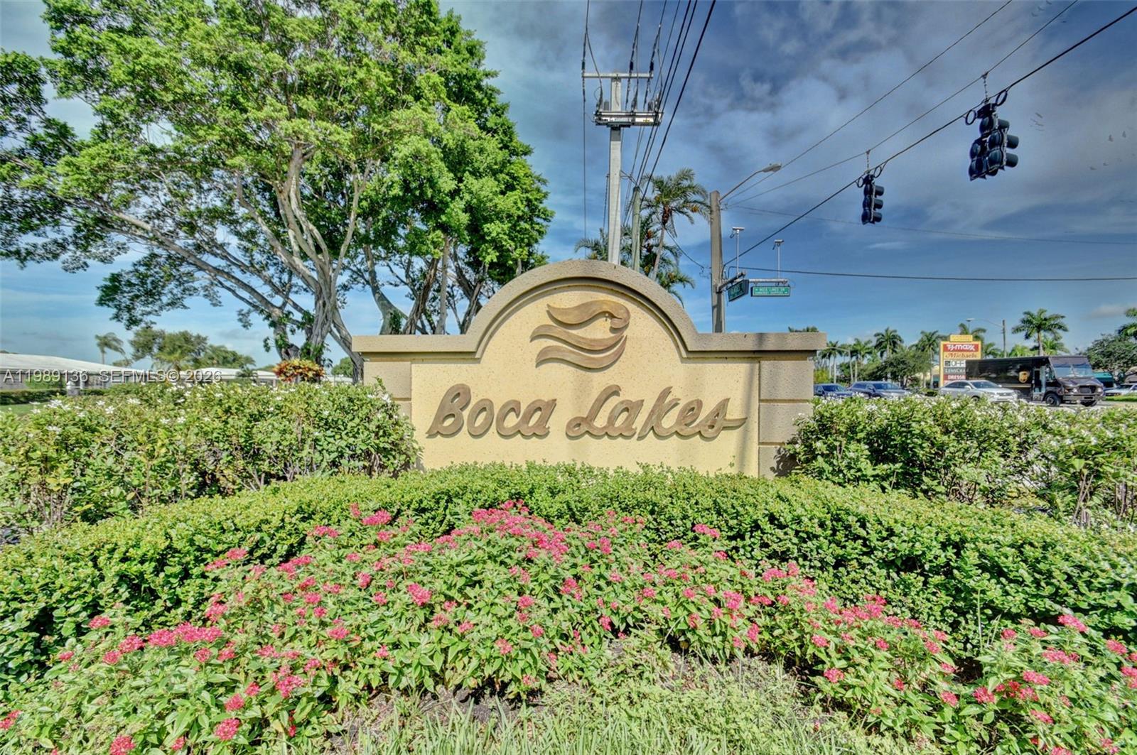 BOCA LAKES CONDO - Residential