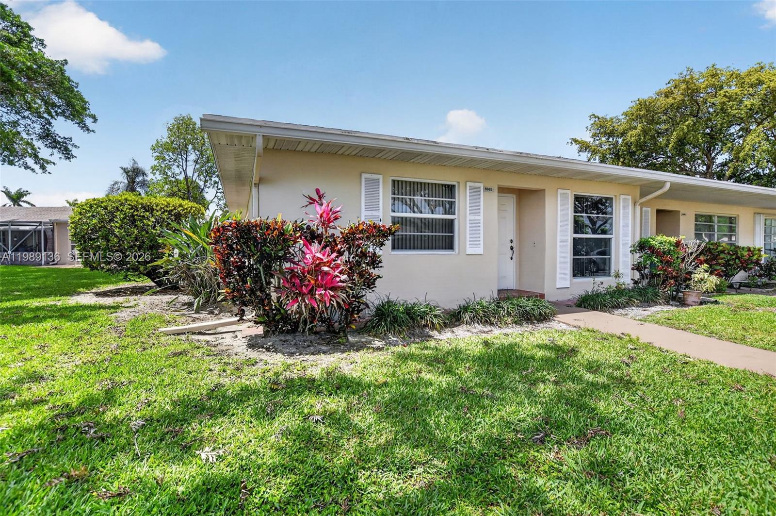 BOCA LAKES CONDO - Residential