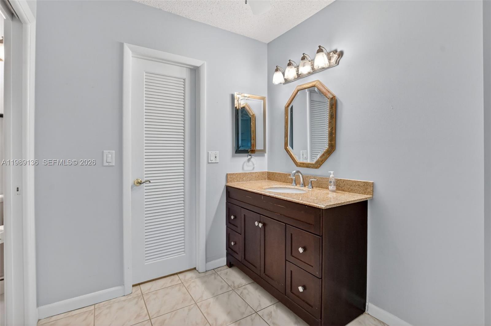 BOCA LAKES CONDO - Residential