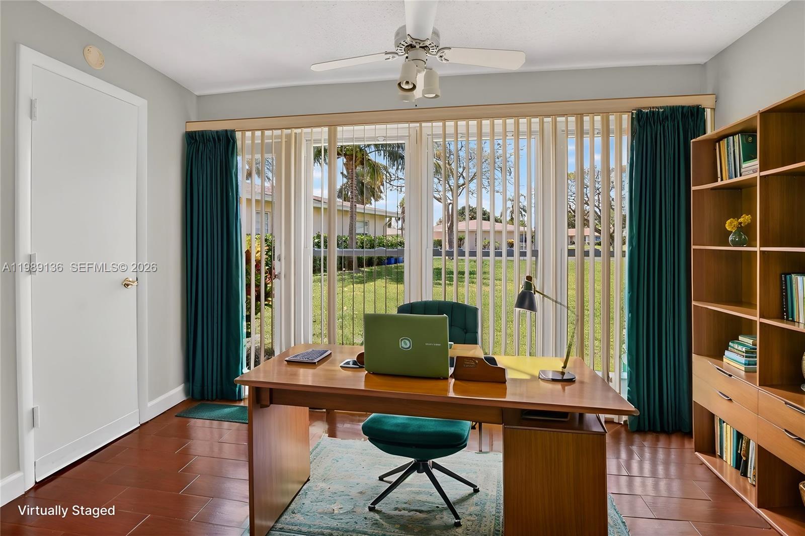 BOCA LAKES CONDO - Residential