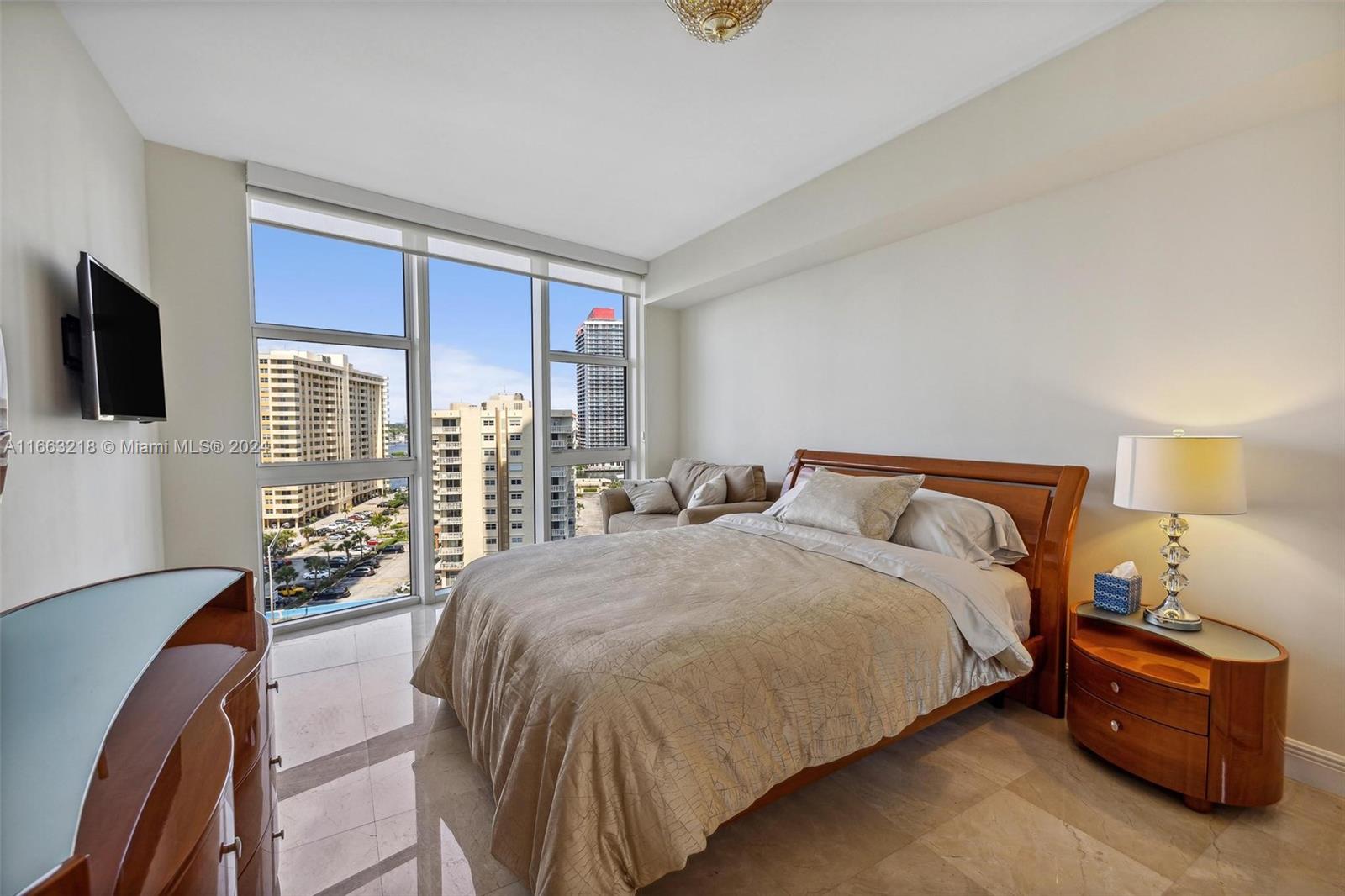 BEACH CLUB THREE CONDO - Residential Lease