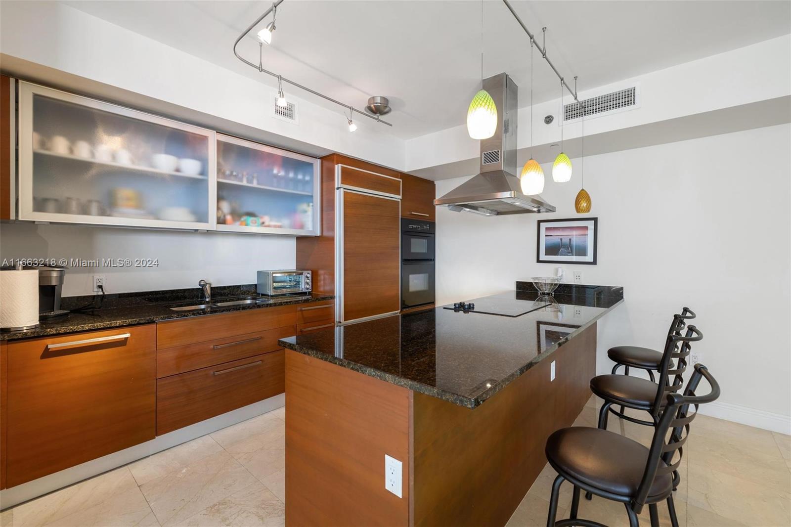 BEACH CLUB THREE CONDO - Residential Lease