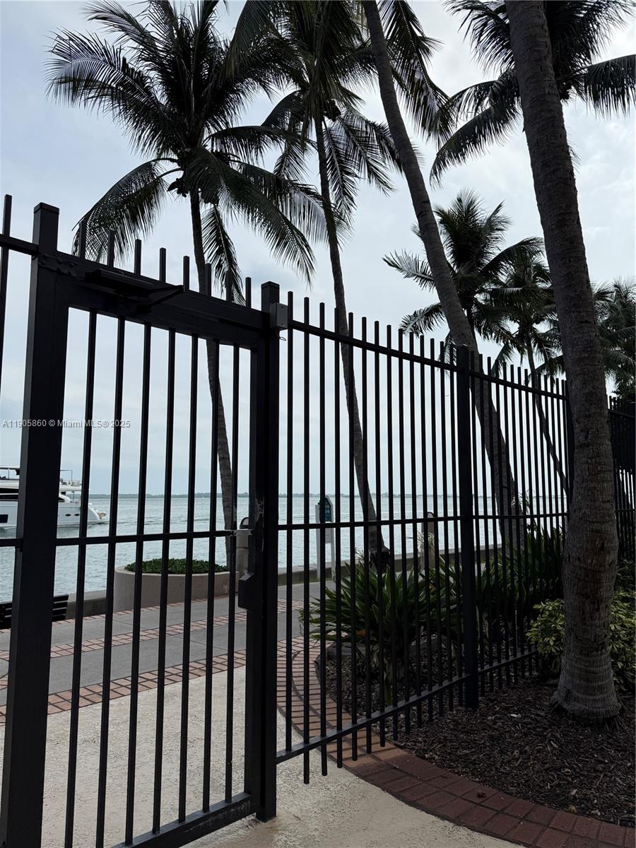 BRICKELL KEY II CONDO - Residential Lease