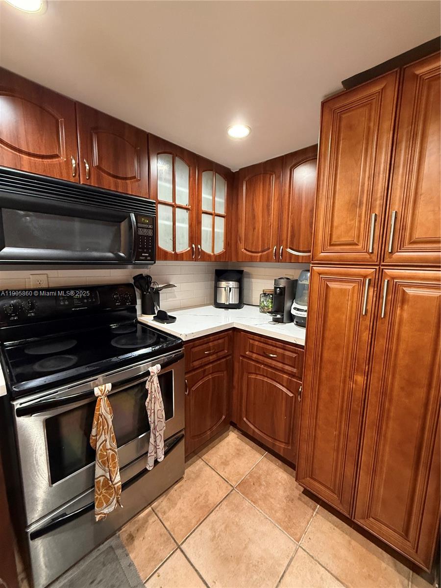 BRICKELL KEY II CONDO - Residential Lease