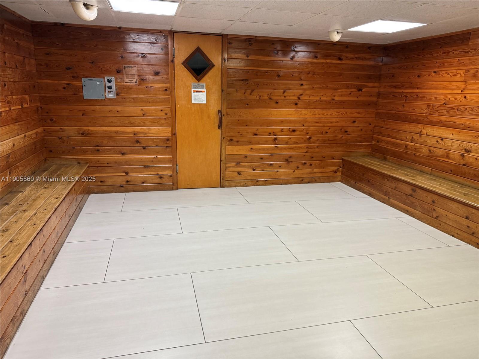 BRICKELL KEY II CONDO - Residential Lease