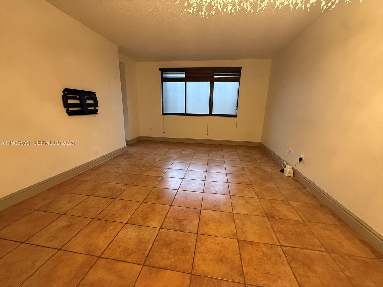 540 Brickell Key Dr 212