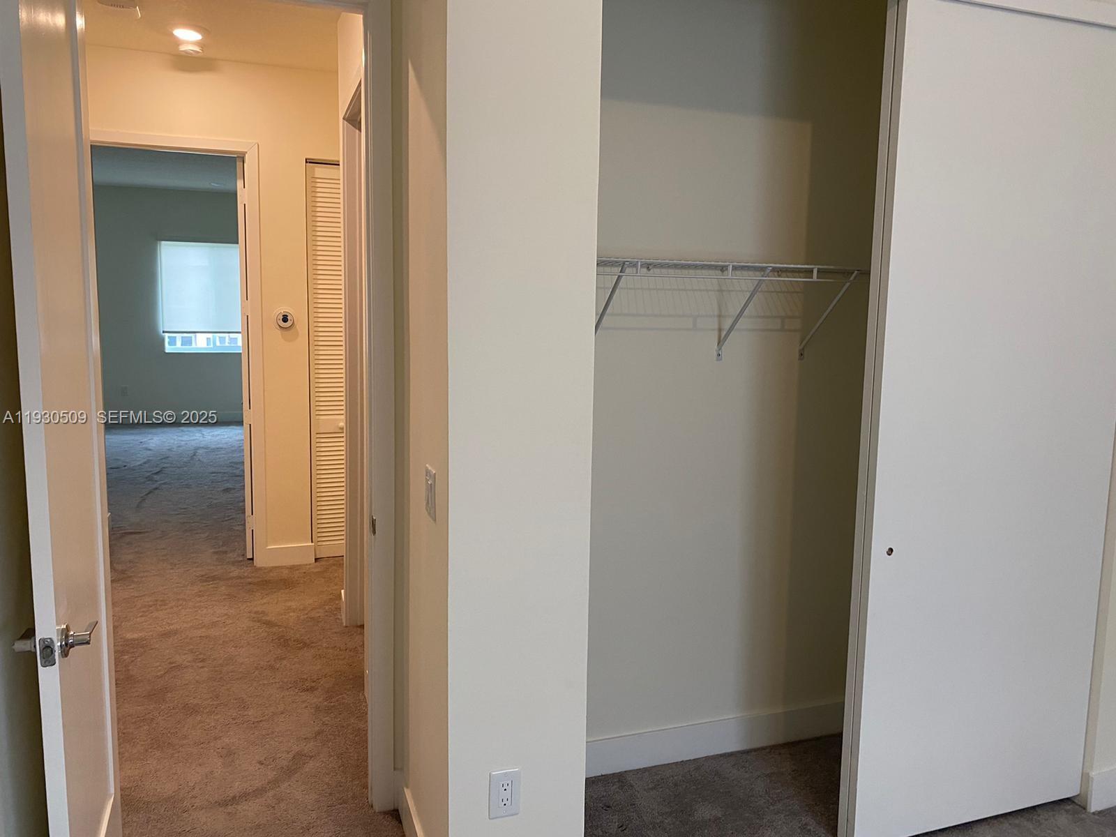 LANDMARK AT DORAL CENTRAL - Residential Lease