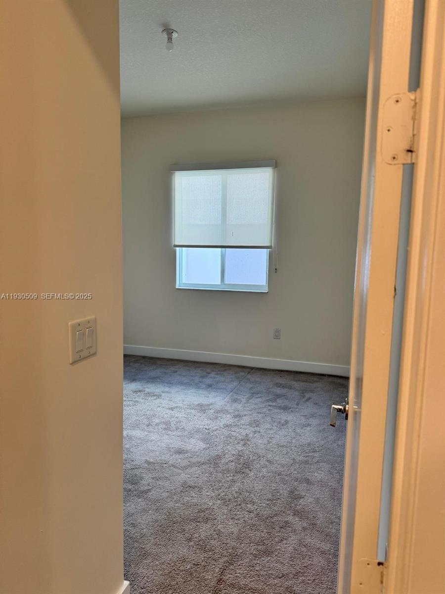 LANDMARK AT DORAL CENTRAL - Residential Lease