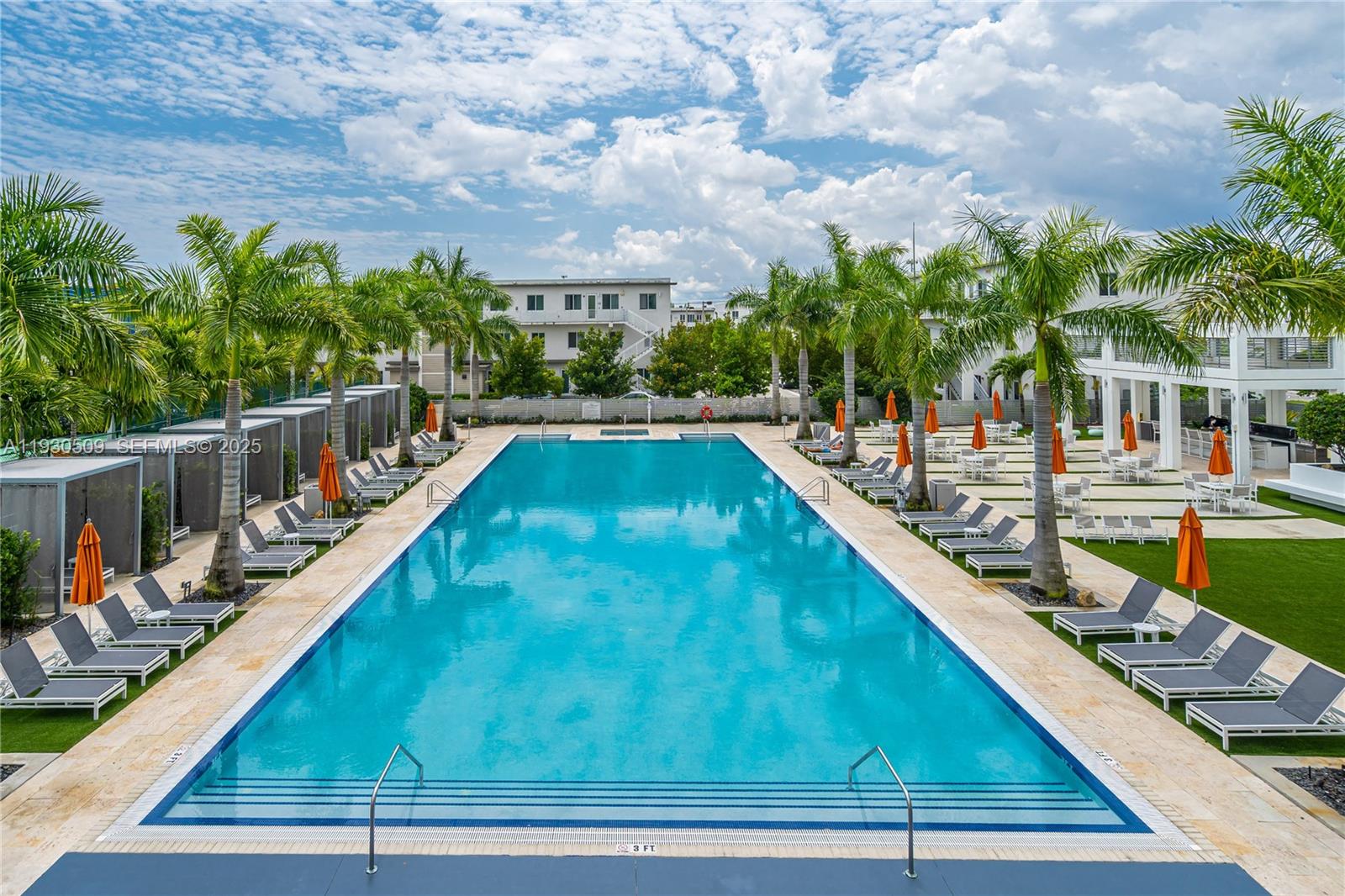 LANDMARK AT DORAL CENTRAL - Residential Lease